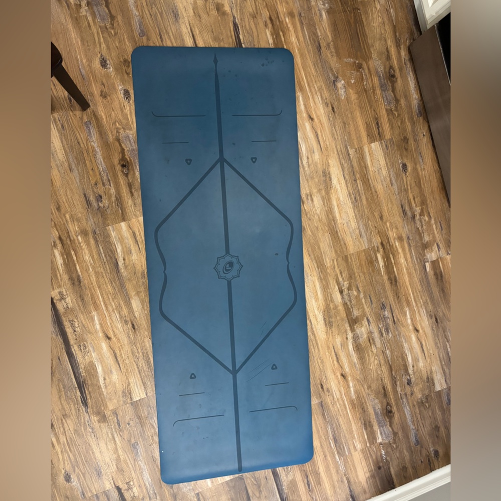 Liform Yoga Mat with Bag Blue